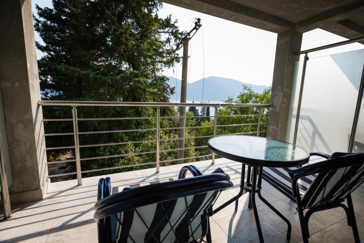 Apartmani Peko Kotor Luaran gambar